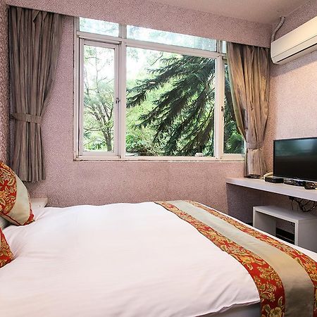 Hotel Courier Station à Wulai Extérieur photo