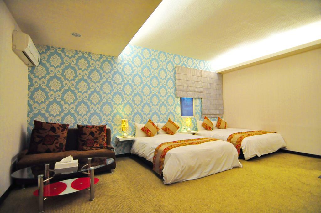 Hotel Courier Station à Wulai Extérieur photo