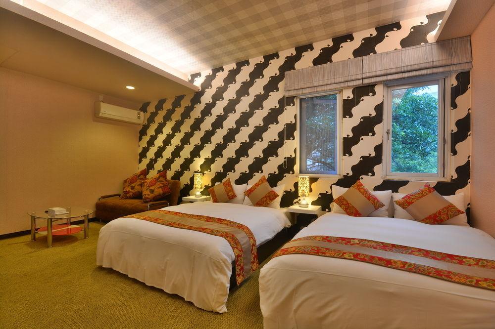 Hotel Courier Station à Wulai Extérieur photo